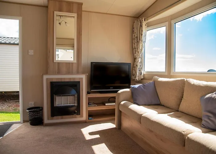 Devon Cliffs Holiday Home